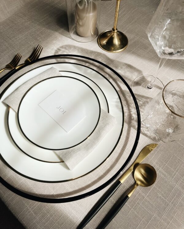 Frances Dinnerware