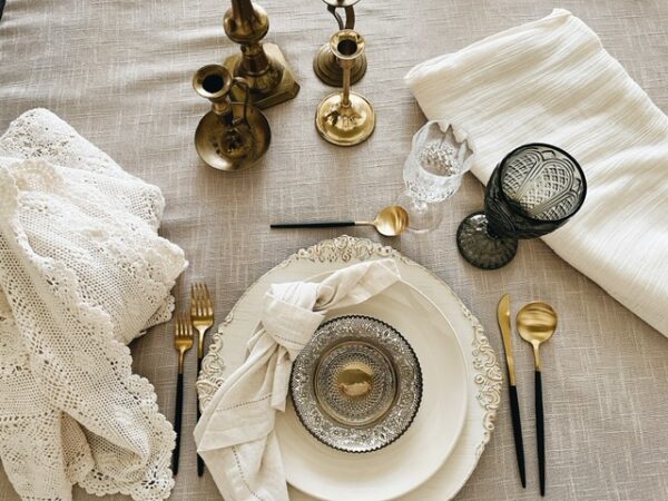 Lola Dessert/Bread Plate